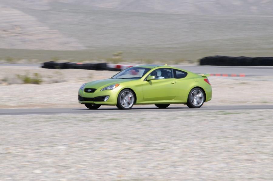  Hyundai Genesis Coupe 2010 года  (фото 113 из 300)
